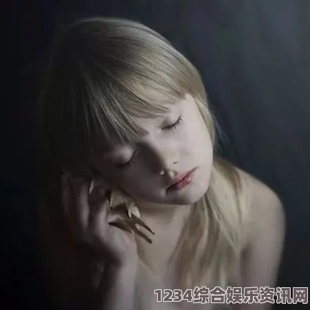 女性人体写真四叔教你1v2苏予墨，精彩的对决不断挑战着玩家的策略和反应能力，让人欲罢不能。